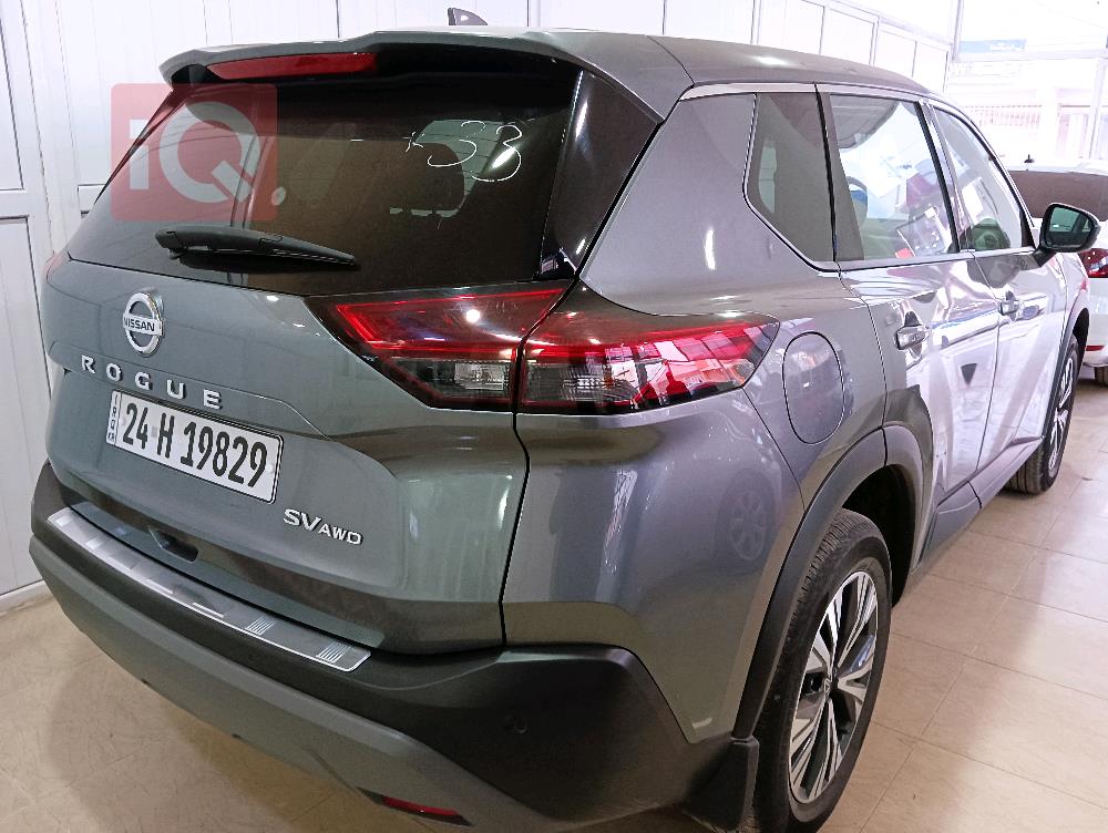Nissan Rogue